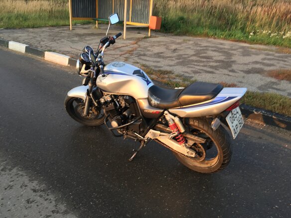 2002 Honda CB 400 Super Four, серебристый - вид 3
