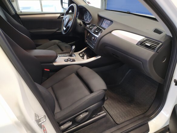 2012 BMW X3 20d xDrive II (F25), белый - вид 8