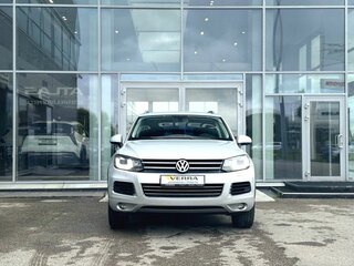 2012 Volkswagen Touareg II, серебристый, 1950000 рублей, вид 2