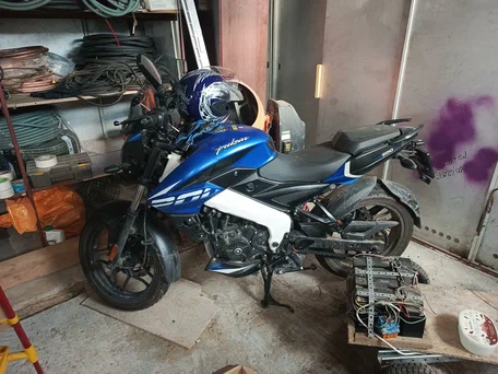 2022 Bajaj Pulsar NS 200, синий, 280000 рублей, вид 4