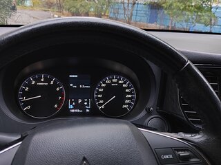 2019 Mitsubishi Outlander III Рестайлинг 3, коричневый, 2200000 рублей, вид 5