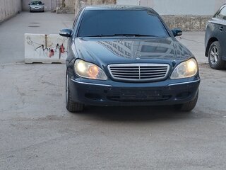 2001 Mercedes-Benz S-Класс 600 Long IV (W220), синий, 6800000 рублей, вид 3