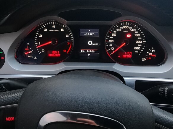 2009 Audi A6 III (C6) Рестайлинг, чёрный, 1350000 рублей - вид 3
