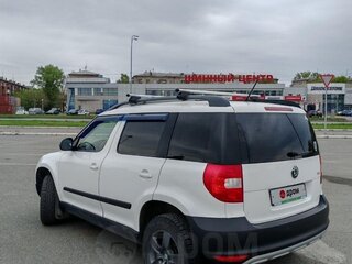 2013 Skoda Yeti I, белый, 950000 рублей, вид 2