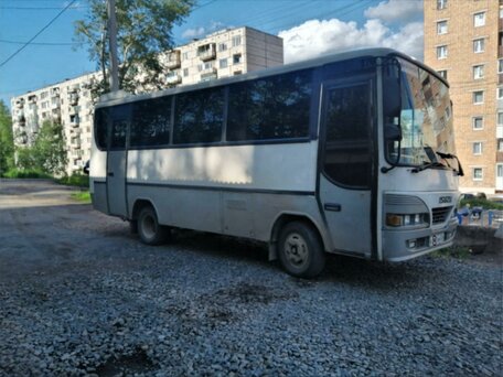 1995 Isuzu Turkuaz, серебристый, 550000 рублей, вид 1