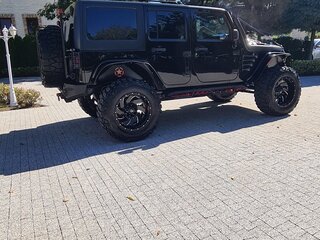 2012 Jeep Wrangler III (JK), чёрный, 4500000 рублей, вид 3