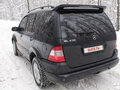2001 Mercedes-Benz M-Класс 430 I (W163), чёрный - вид 2