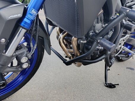 2015 Yamaha MT-09 Tracer (FJ-09), серебристый, 690000 рублей, вид 4