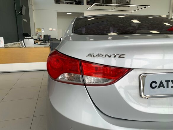 2011 Hyundai Avante V, серебристый, 760000 рублей - вид 9