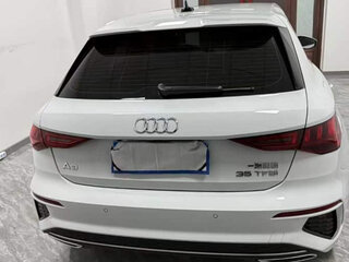 2023 Audi A3 Sportback 35 TFSI IV (8Y), белый, 1970000 рублей, вид 4