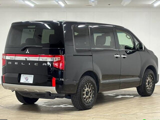 2022 Mitsubishi Delica D:5 I Рестайлинг, чёрный, 2190000 рублей, вид 4