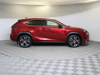 2017 Lexus NX 300 I Рестайлинг, красный, 3350000 рублей, вид 4