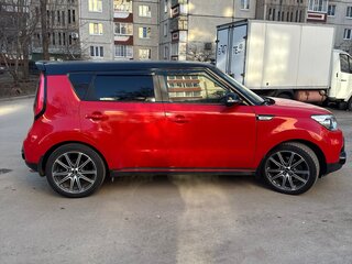 2016 Kia Soul II Рестайлинг, красный, 1400000 рублей, вид 2