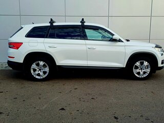 2018 Skoda Kodiaq I, белый, 2200000 рублей, вид 4