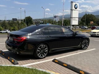 2018 BMW 7 серии Long M760Li xDrive VI (G11/G12), чёрный, 6700000 рублей, вид 3