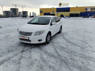2007 Toyota Corolla Axio X (E140, E150), белый, 800000 рублей, вид 1
