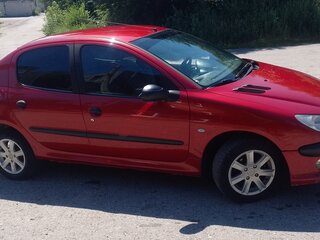 2009 Peugeot 206, красный, 330000 рублей, вид 4