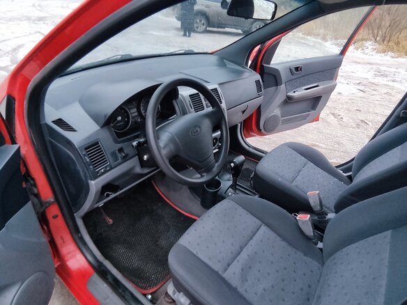 2003 Hyundai Getz I, красный, 400000 рублей - вид 6