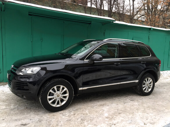 2014 Volkswagen Touareg II, чёрный - вид 6