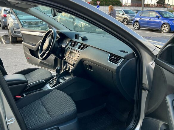2013 Skoda Octavia III (A7), бежевый, 888888 рублей - вид 11