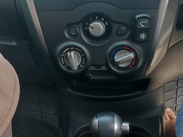 2012 Nissan Note II, голубой, 520000 рублей - вид 9