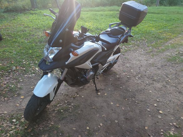 2012 Honda NC 700X, белый, 500000 рублей - вид 1
