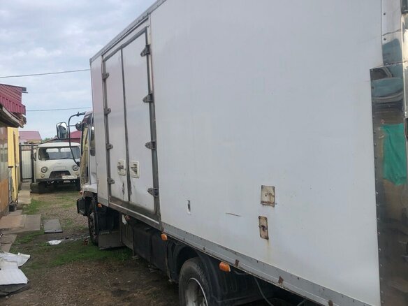 2003 Isuzu Forward (F-Series), белый, 3150000 рублей - вид 1