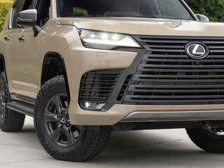 2026 Lexus LX 700h IV, бежевый, 17949851 рублей, вид 2