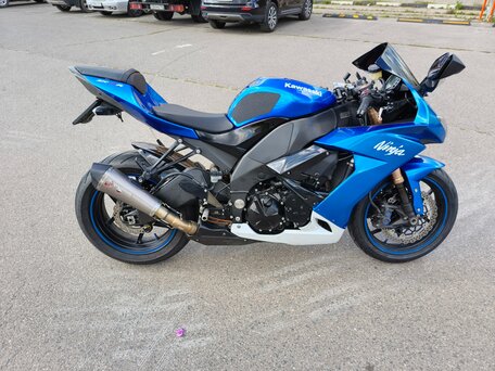 2010 Kawasaki ZX-10R Ninja, синий, 750000 рублей, вид 5