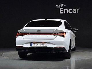 2022 Hyundai Avante VII, белый, 1860000 рублей, вид 3