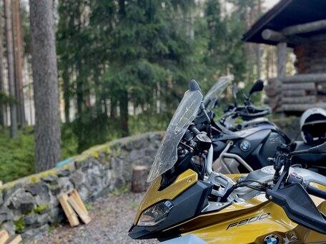 2020 BMW F 900 XR, золотистый, 1200000 рублей, вид 2