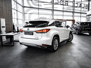 2021 Lexus RX 300 IV Рестайлинг, белый, 5280000 рублей, вид 3