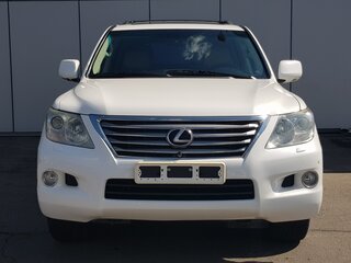 2010 Lexus LX 570 III, белый, 4200000 рублей, вид 2