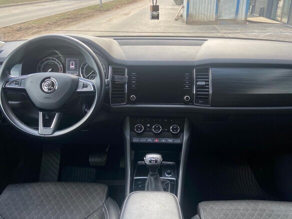 2019 Skoda Kodiaq I, серый, 2200000 рублей - вид 4