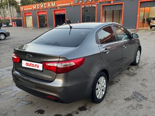 2012 Kia Rio 5-speed III, серый, 950000 рублей, вид 5