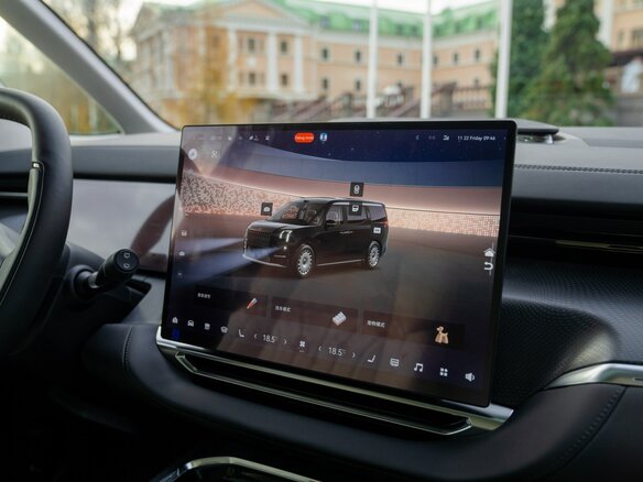 2024 Zeekr 009 108 kWh I Рестайлинг, чёрный - вид 17
