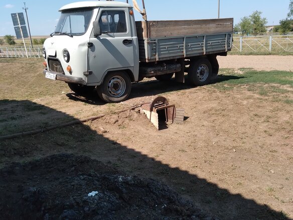 2016 УАЗ 3303, серый, 400000 рублей - вид 1
