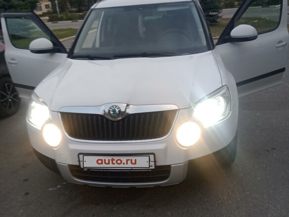 2013 Skoda Yeti I, белый, 890000 рублей