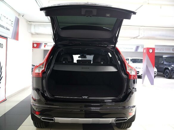 2016 Volvo XC60 I Рестайлинг, чёрный - вид 12