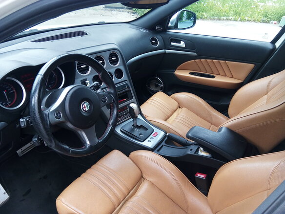 2008 Alfa Romeo 159, белый - вид 7