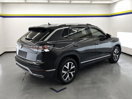 2023 Volkswagen Tayron I Рестайлинг, серый, 2680000 рублей, вид 3