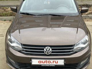 2017 Volkswagen Polo V Рестайлинг, коричневый, 1300000 рублей, вид 1