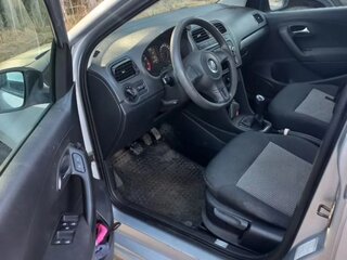 2010 Volkswagen Polo V, серебристый, 520000 рублей, вид 5