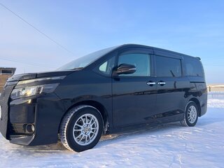 2014 Toyota Voxy III (R80), чёрный, 2150000 рублей, вид 5