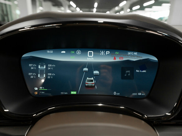 2024 BYD Han DM-i I Рестайлинг 2, чёрный - вид 10