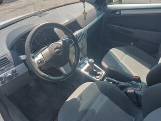 2013 Opel Astra H Рестайлинг, белый, 690000 рублей, вид 5
