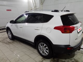 2013 Toyota RAV4 IV (XA40), белый, 2350000 рублей, вид 5