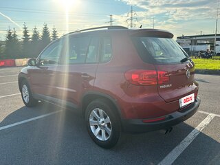 2013 Volkswagen Tiguan I Рестайлинг, красный, 1395000 рублей, вид 2