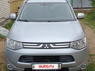 2012 Mitsubishi Outlander III, серебристый, 1350000 рублей, вид 2