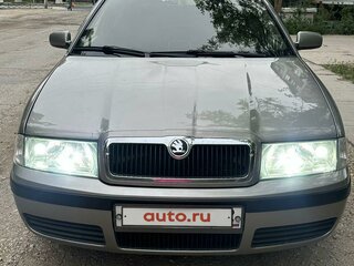 2008 Skoda Octavia I (A4) Рестайлинг, серый, 999999 рублей, вид 3